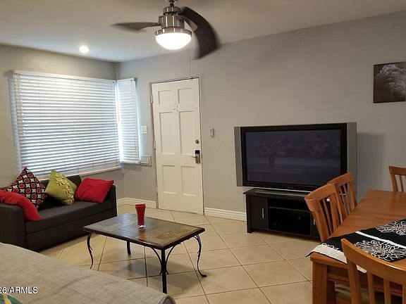 3rd image of 830 N 6th Ave