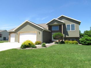 107 Spruce St SE, Fountain, MN 55935
