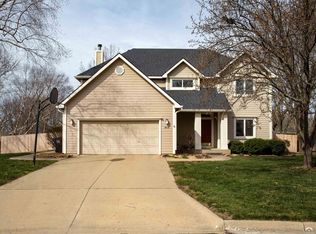 413 Terri Ct, Lawrence, KS 66049