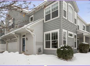 2174 Shamrock Pl, Chaska, MN 55318