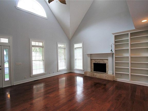 5th image of 128 Serenity Ln