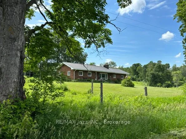 224 Christiani Rd, Quinte West, ON K0K 1H0