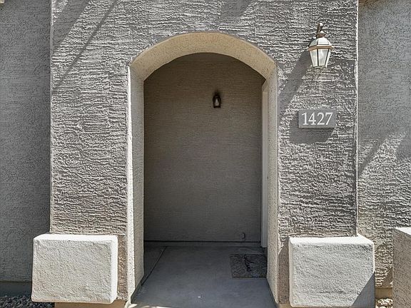 4th image of 2402 E 5th St Unit 1427