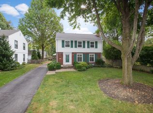 7007 Broadway St, Indianapolis, IN 46220