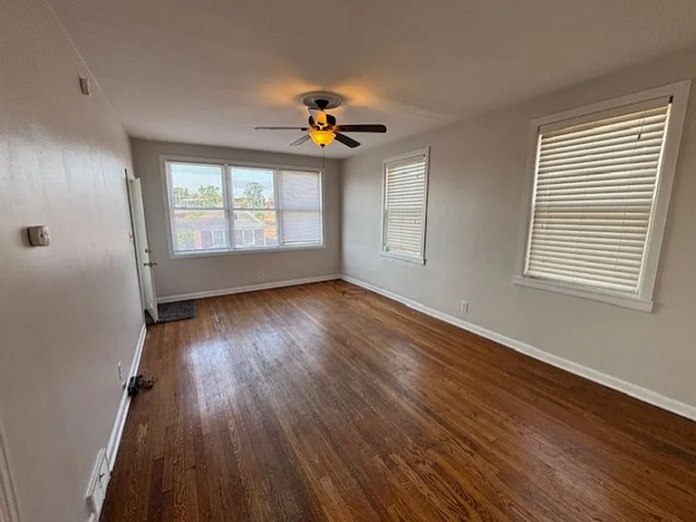 2709 Pyramid Ave — Photo 8
