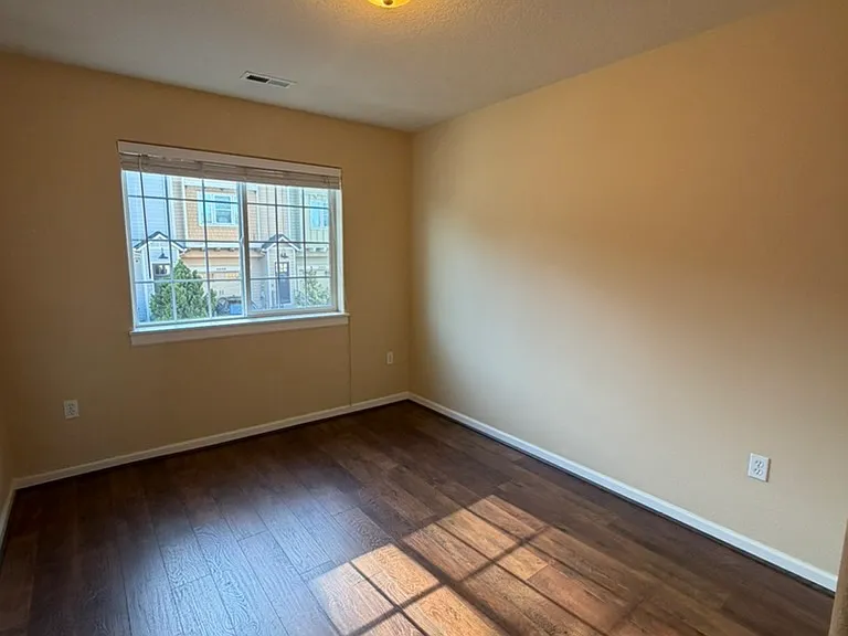 9939 SE Old Town Ct — Photo 8