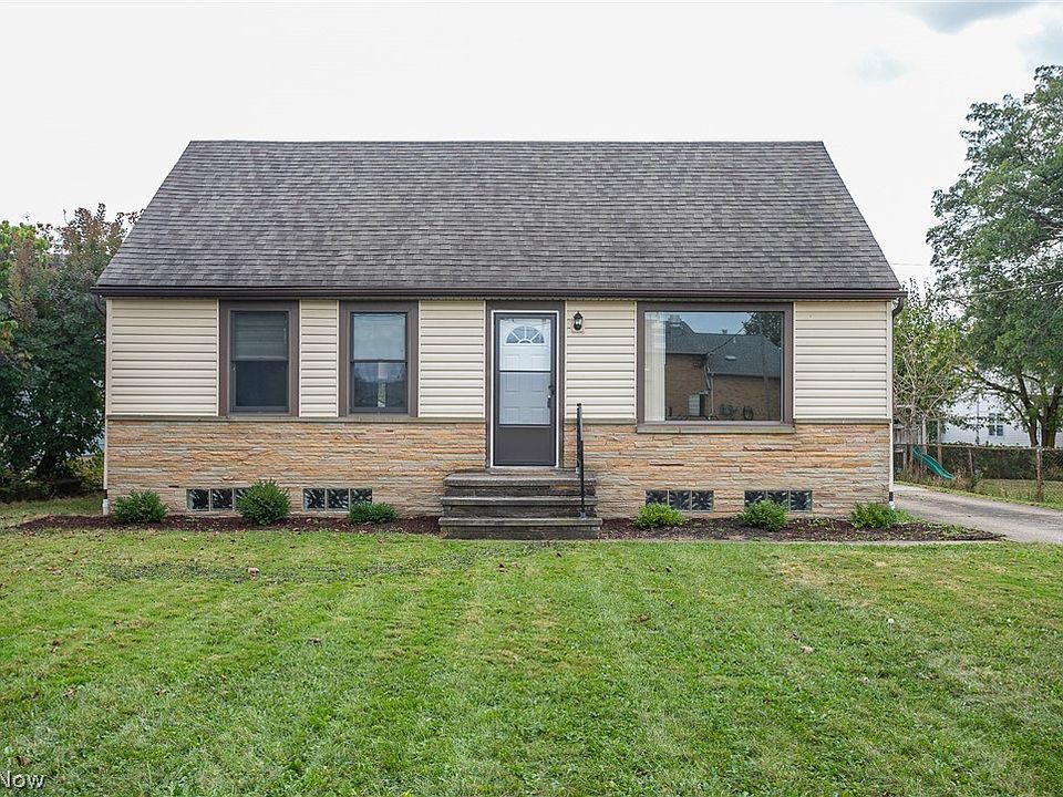 1st image of 17943 Strongsville Blvd