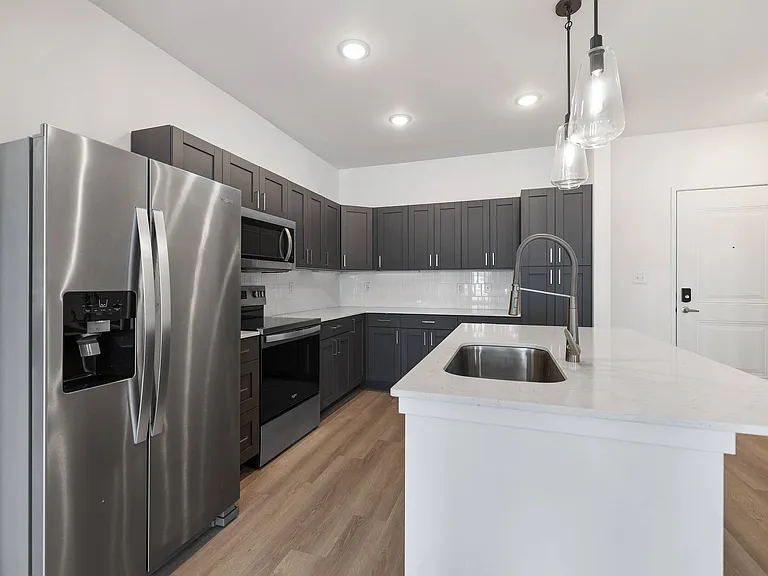 Ridgeview West — Photo 21