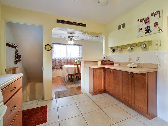5th image of 1120 Collingwood Dr