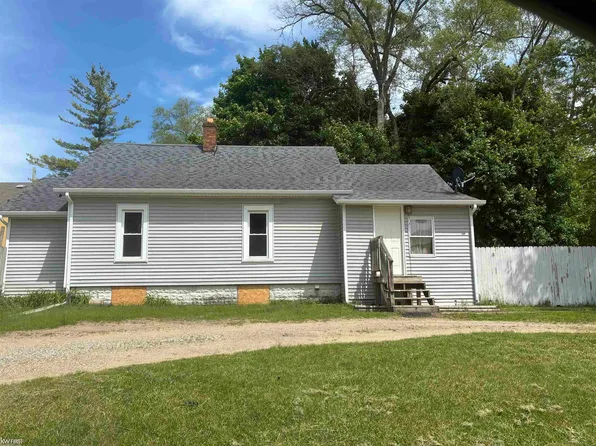 2222 Francisco St, Flushing, MI 48433