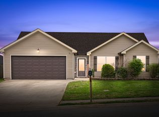 1131 Freedom Dr, Clarksville, TN 37042