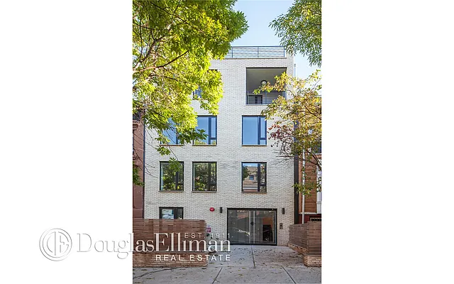 Sold by Douglas Elliman | media 21