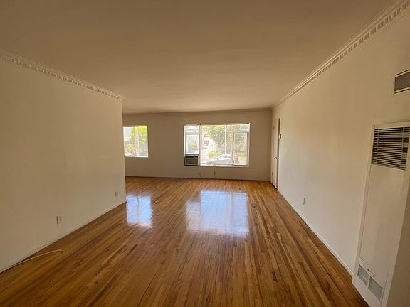 2nd image of 1338 N Vista St #2