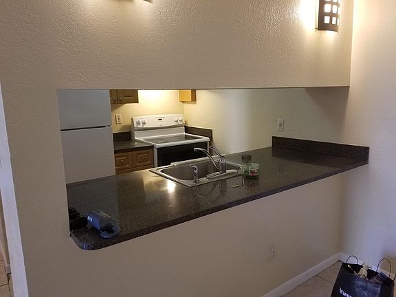 5th image of 6023 10th Ave N APT 114