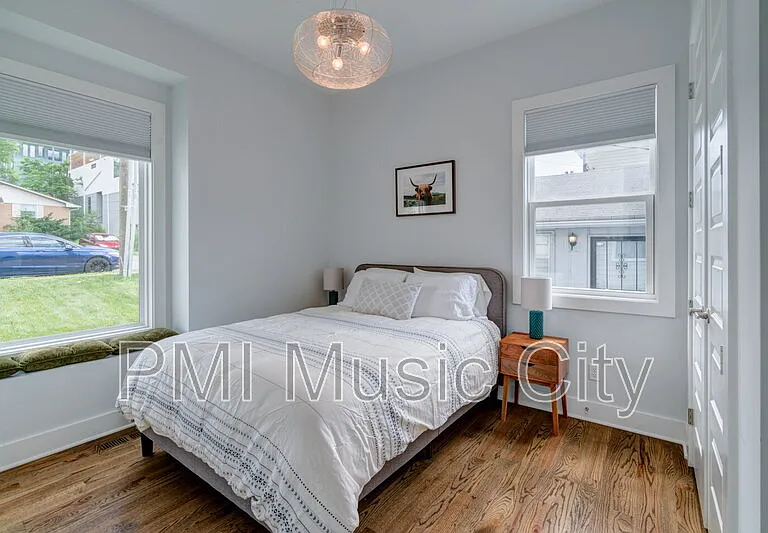 936 Southside Pl — Photo 33