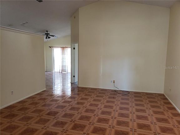 3rd image of 1449 Woodfield Oaks Dr