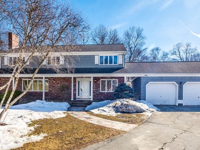 35 Hollywood Rd, Winchester, MA, 01890