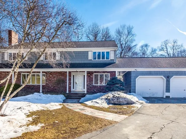 35 Hollywood Rd, Winchester, MA 01890
