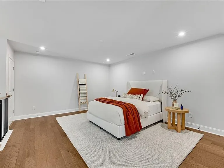 400 Renwood Trl — Photo 29
