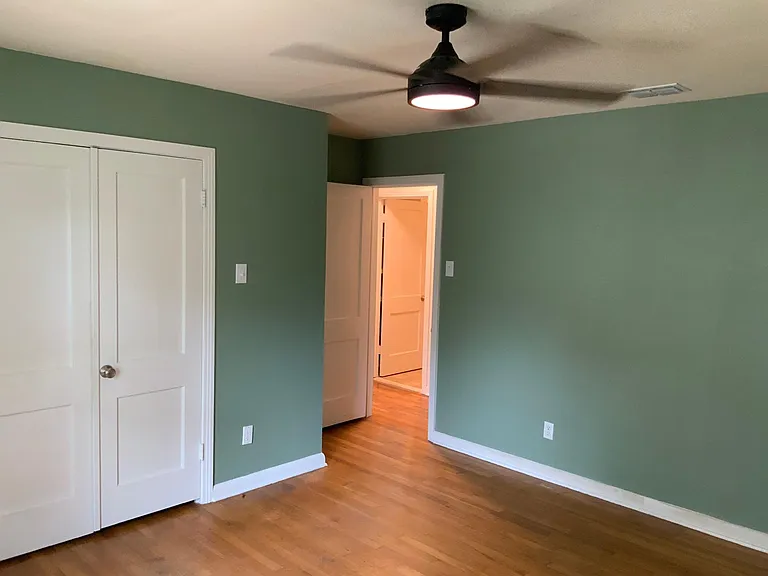 431 Irvington Dr — Photo 25