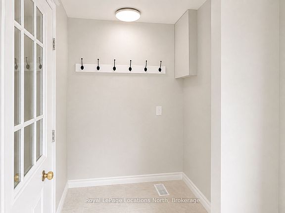 2nd image of 675 Stewart St
