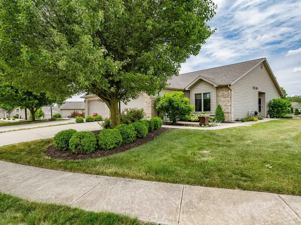 290 S Pumpkin Ridge Ct, Columbia City, IN 46725