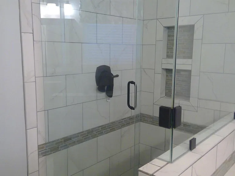 305 Sweetwater Ct — Photo 7