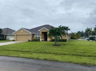 5910 NW Java Ct, Port Saint Lucie, FL 34986