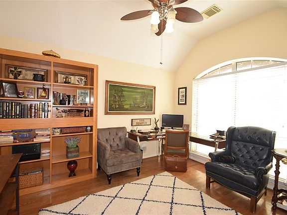 4th image of 12806 Pheasant Lake Ct