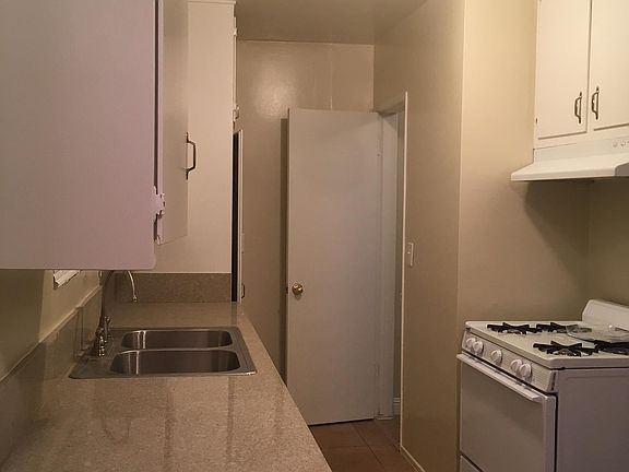 2nd image of 6717 Satsuma Ave APT 20