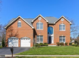 13280 Holly Meadow Ln, Herndon, VA 20171