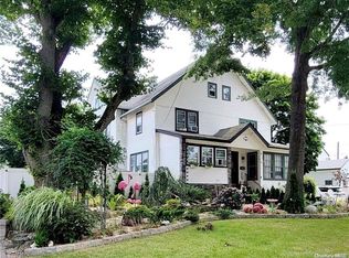 243 Guy Lombardo Ave, Freeport, NY 11520