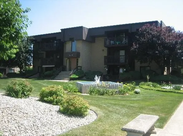 1500 Rock Run Dr #3C, Crest Hill, IL 60403