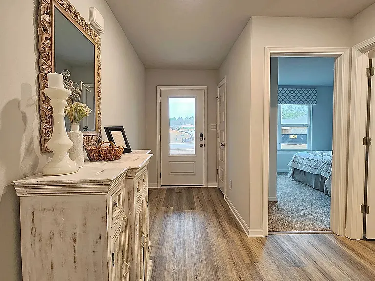 5225 Pinyon Dr — Photo 17