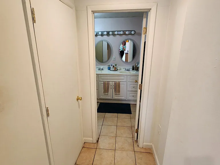 8 W Randall St #2 — Photo 14