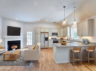 18 Liberty Lantern Ln, Fremont, NH 03044