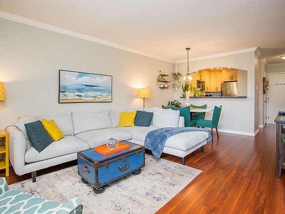 3rd image of 15272 19th Ave #102