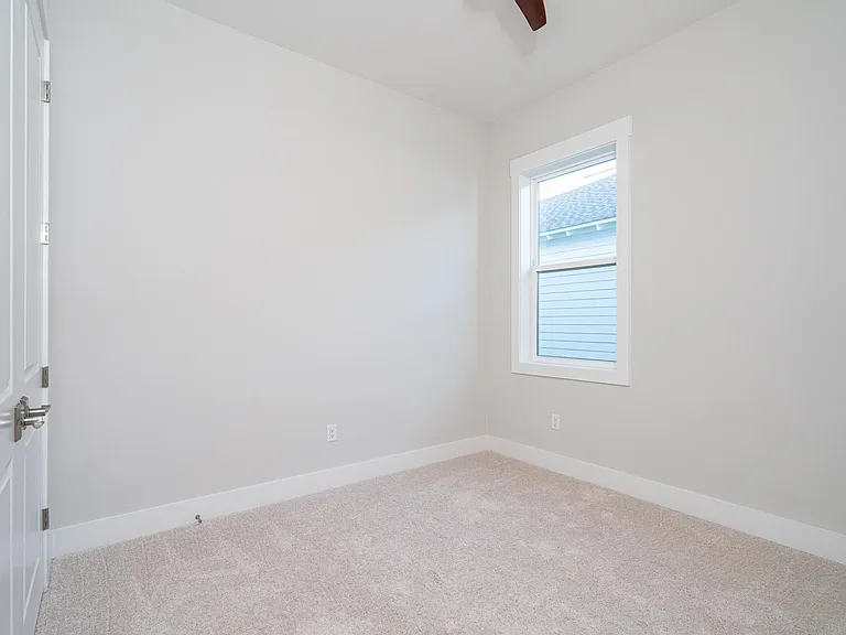 11 Anastasia Cir — Photo 10