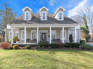 5 W Davis Ave, Linwood, NJ 08221