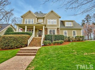 401 Chrismill Ln, Holly Springs, NC 27540