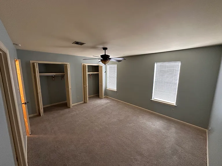 439 Rena Dr — Photo 13