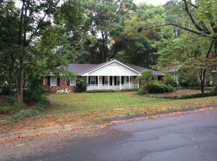 755 E Powderhorn Rd NE, Sandy Springs, GA 30342