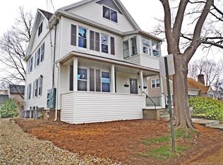 25 Saint Mathias St, Bridgeport, CT 06610
