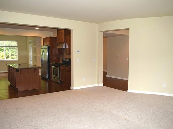 4th image of 5141 163rd Pl SE