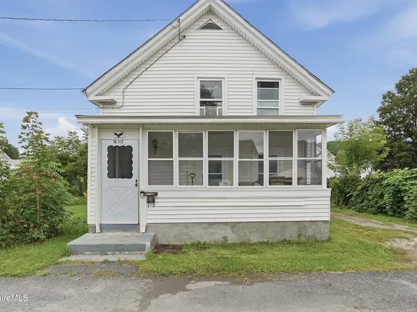 19 1/2 Spring St, North Adams, MA 01247