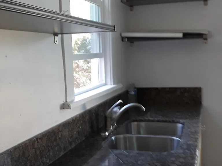 1306 Warren St — Photo 2