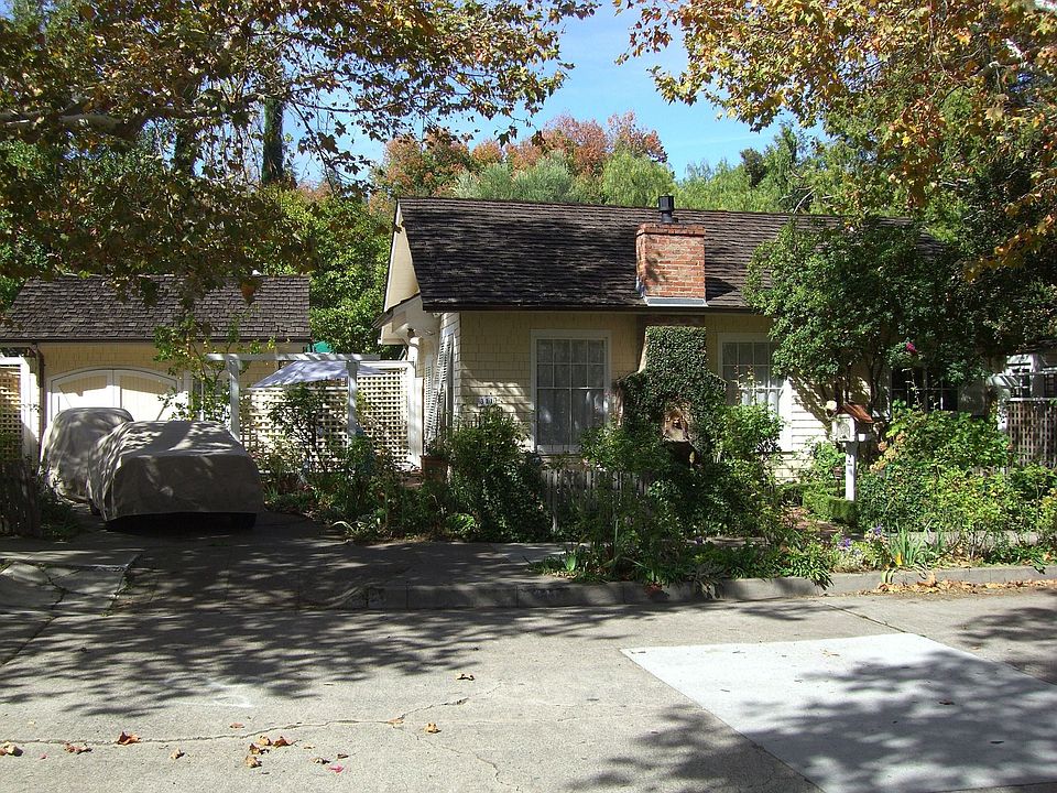 311 Tait Ave