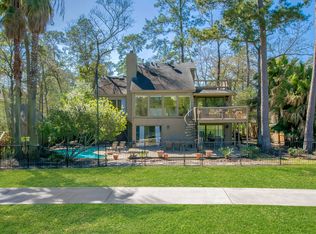 114 S Timber Top Dr, Spring, TX 77380