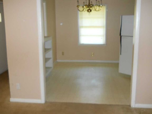 4th image of 5418 Alder Dr