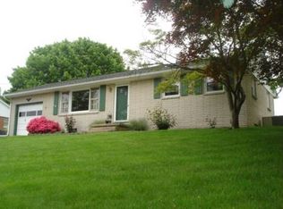 526 Heartherfield Way, Red Lion, PA 17356